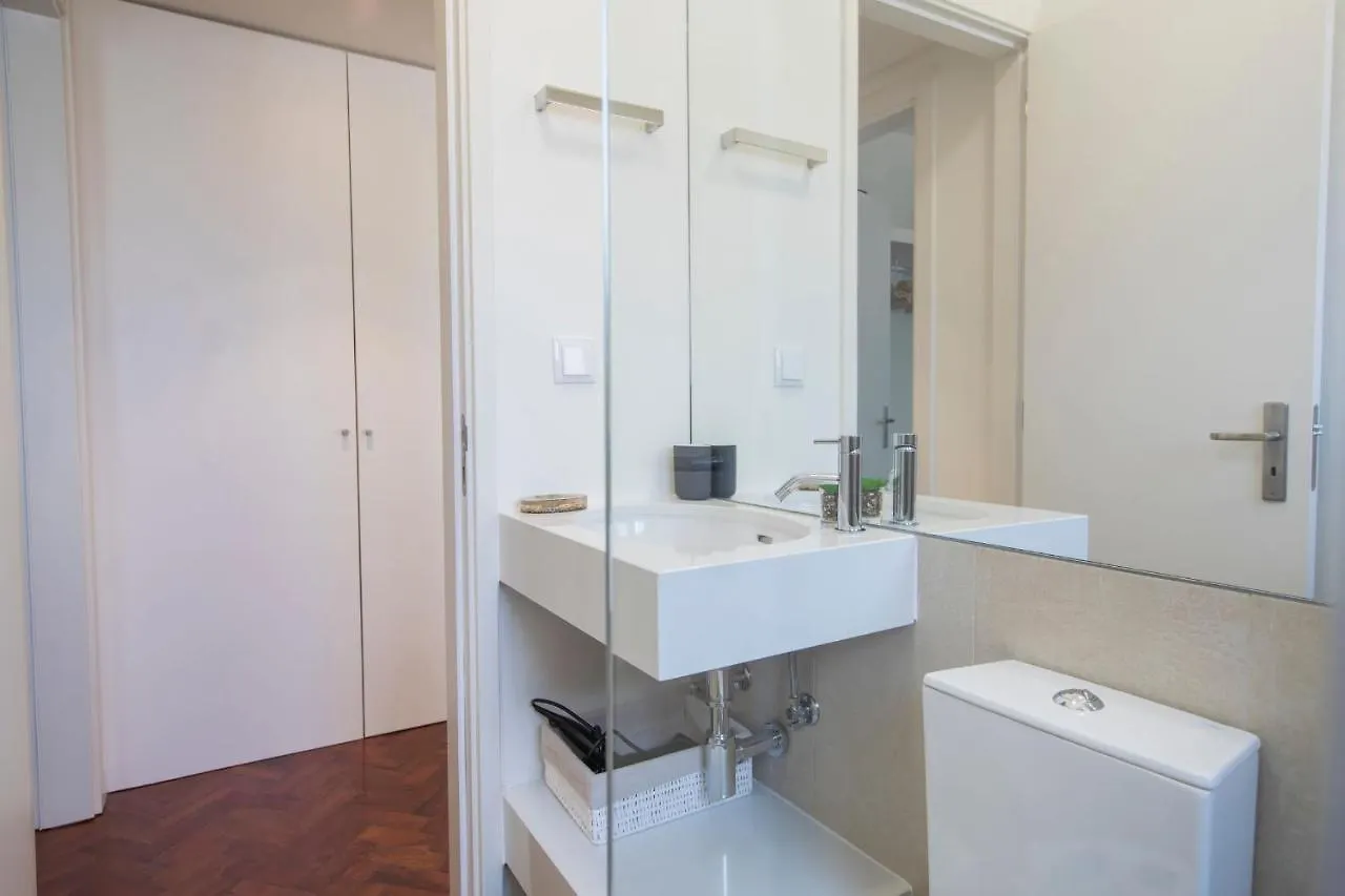 Bairrus Lisbon Apartments - Duque Portugal